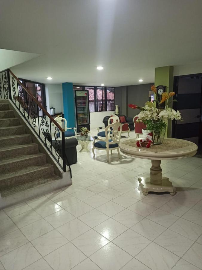 Hotel Plaza Real Ocaña Buitenkant foto