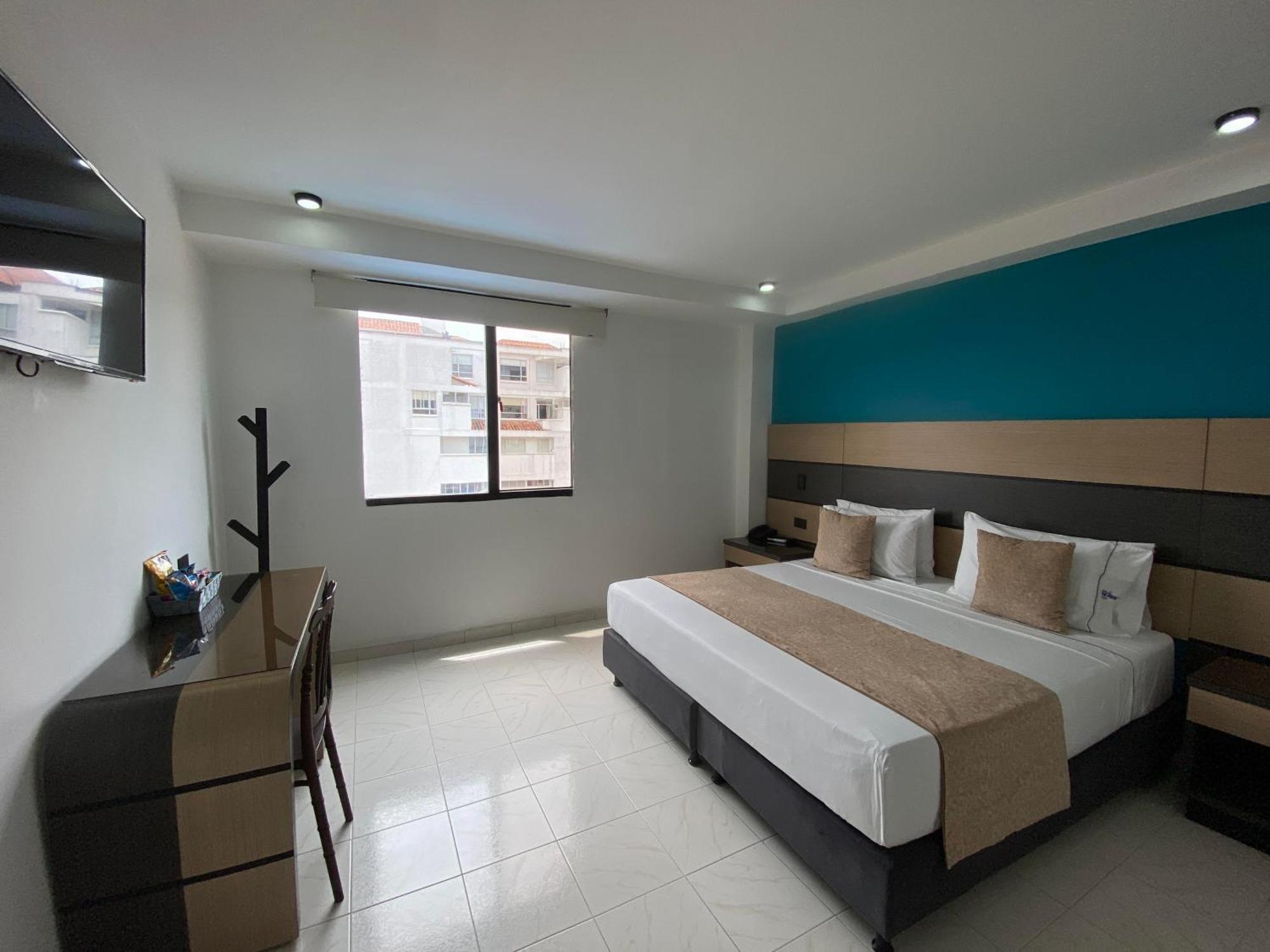 Hotel Plaza Real Ocaña Buitenkant foto