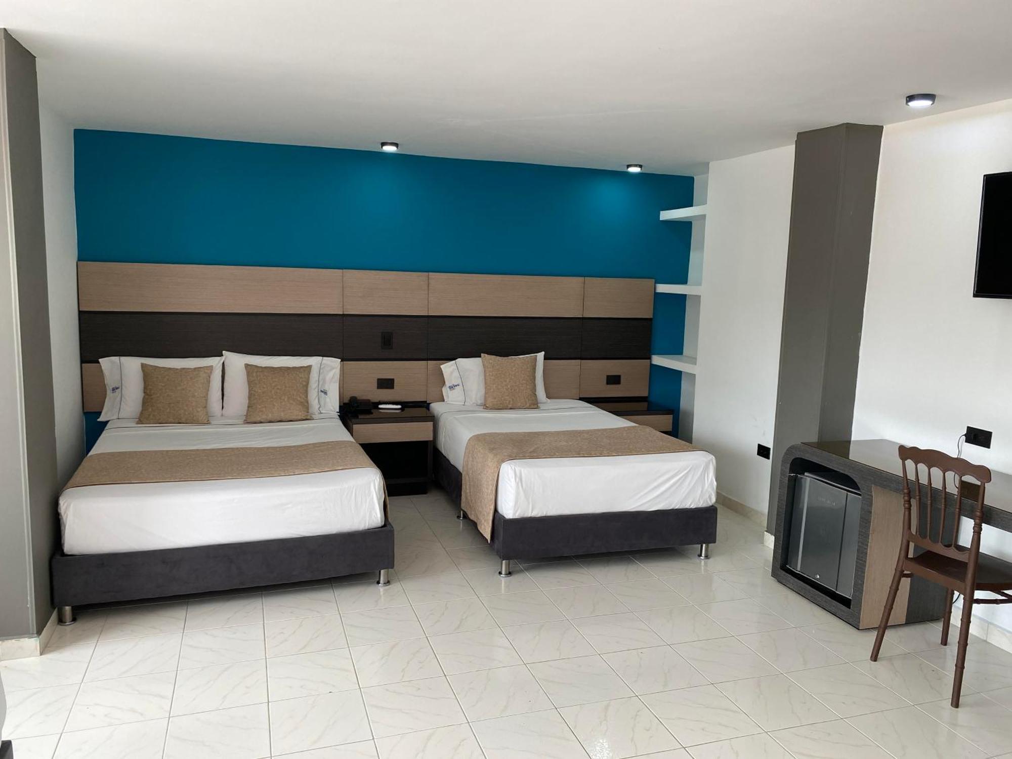 Hotel Plaza Real Ocaña Buitenkant foto